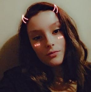 Meet your Posher, Leticia